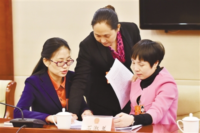 代表委员热议国务院机构改革方案-2018全国两