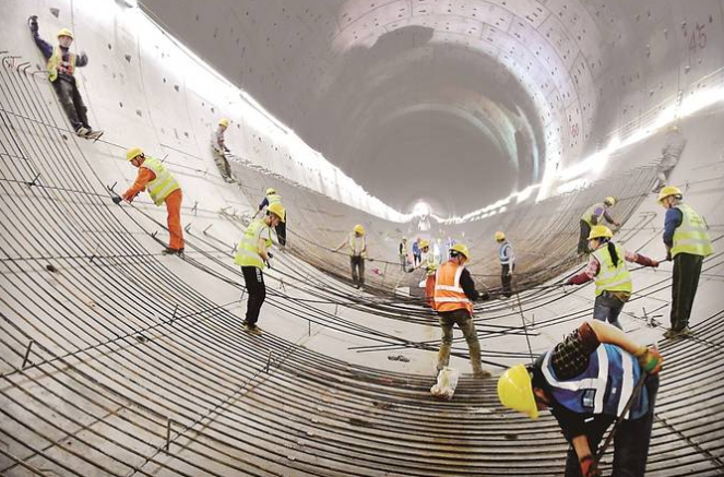 我国首条下穿运营高速铁路的大直径盾构隧道预计8月可实现贯通