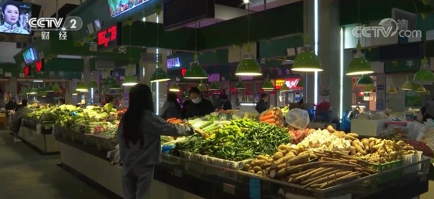 部分蔬菜每斤单价突破“10元”！为什么蔬菜价格涨得这么厉害？
