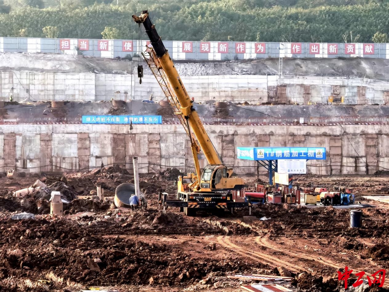 重庆市“科学谷”建设开启“加速度” 460余个基坑同时开挖