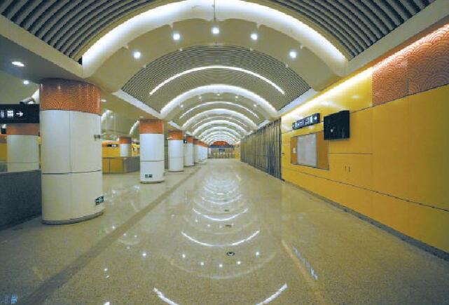 北京地铁8号线年底全线贯通 将与1号线和2号线等多条线路实现换乘