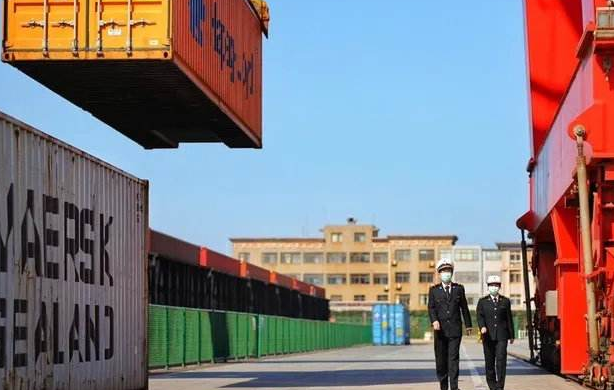 宁波前11个月进出口额达7662.6亿元