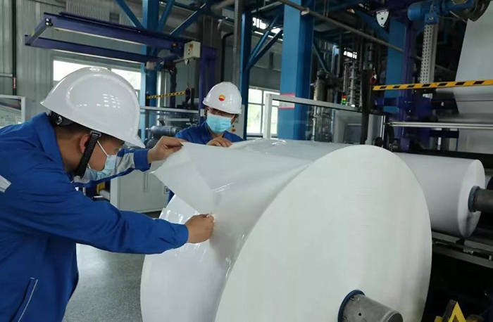 “庆阳造”氢燃料电池发动机下线 为零碳未来注入新动能