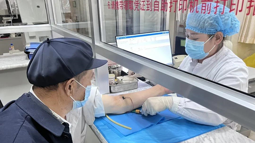 郑州市总工会组织开展2022年度全国劳动模范健康体检