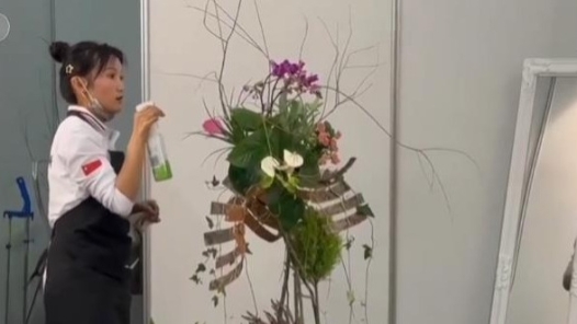 杨灵芝：做一名花艺师是很幸福的事