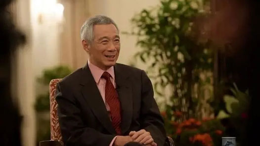 新加坡总理李显龙递交辞呈