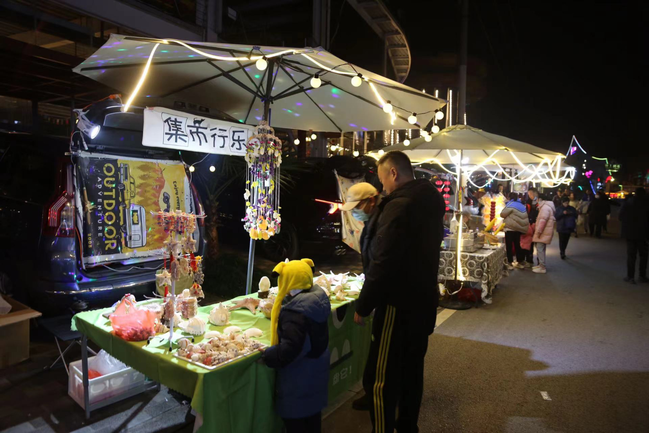 重庆新年夜集市,为乡村振兴注入了新活力