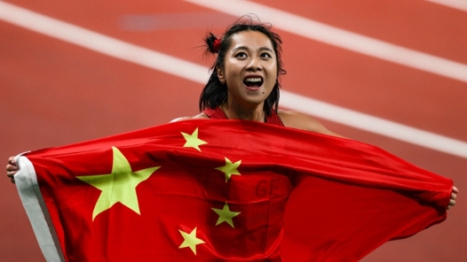 女子100米决赛葛曼棋夺冠