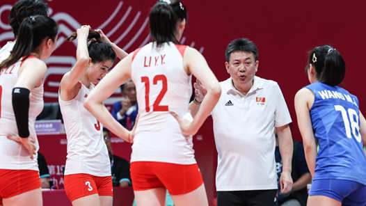 杭州亚运会丨中国女排主教练蔡斌：来到亚运赛场我们没有泄气