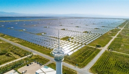 全球可再生能源发展的喜与�? title=