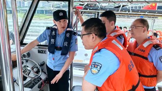 重庆水警开展2024年全市公安机关水上专业技能培训