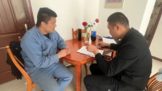  The Inner Mongolia Etuoke Banner Federation of Trade Unions carried out household investigation and visit work for needy workers