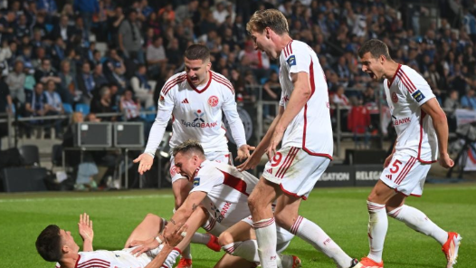  Football - Bundesliga relegation play off: Dusseldorf wins Bohong