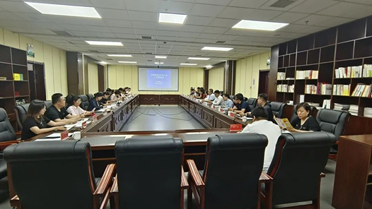  The trade union of Xing'an League held a symposium on the work of the trade union of new business enterprises