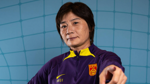 中国女足主教练亮相香河 希望更多年轻队员获得锻炼机会