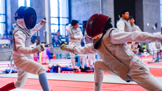天津市青少年击剑公开赛开赛