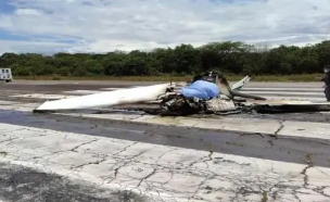 葡萄牙航展两飞机相撞致1死1伤
