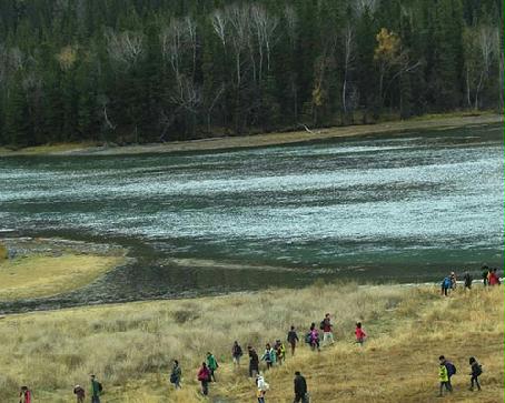 �½�����˹ѩɽ���ֱ�ˮ��ʰ�쵡�