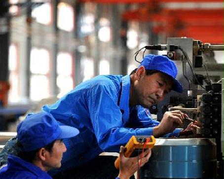 中工网记者探访“学习型职工”、“蓝领专家”郭晋龙的工作室”