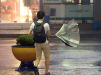 ̨�硰����˿��������½ �������ڴ粽���С�