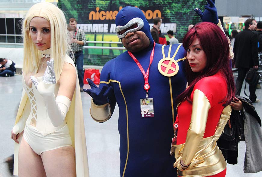 ŦԼ����չ�𱬿�Ļ ������ŮCosplay���˹�ע��