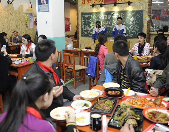 长春现“教室主题”餐馆 助食客追忆童年”