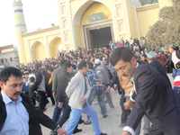 �½���˹��Ⱥ��ӭ�Ŷ���� 3����ͬ�����ʢ����ǰ��