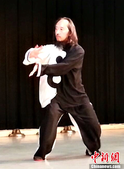 �����л���������̨�����д衱���ա�