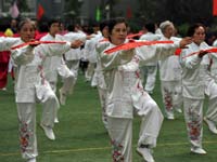 ���պϷ����˽���չ�ݡ�