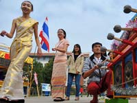 ���ϸ�У�ٰ춫���������Ļ��ڡ�