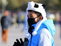 ����Ϯ�ű��� ���ˡ����硱�ι��찲�Ź㳡��