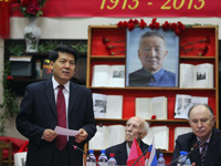 ����˹����ϰ��ѫ����100���� �й�פ����ʹ����´ǡ�