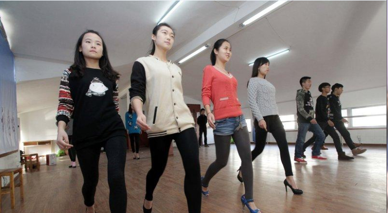 ��׼ģ�ء���ս2014�տ� ΪT̨�γ�̡�