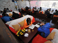 ɽ����ѧУ԰����������ϰ����������һ�塱