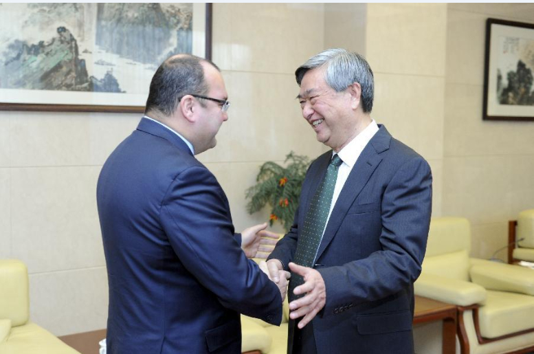 ��Ӿ�����������糤��