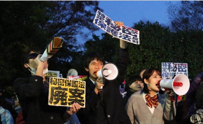 ������Ȩǿ�Ʊ��ܷ�����ŭ���ڡ�