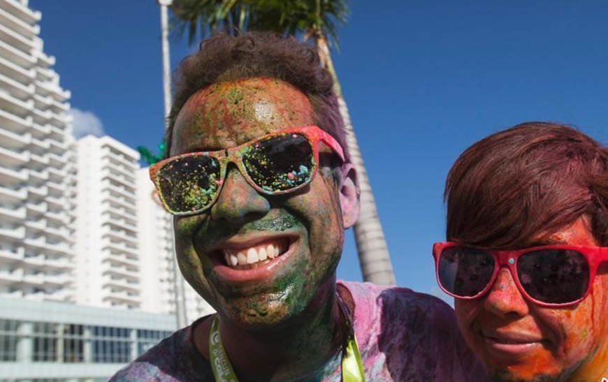 ī������в�ɫ���� ��ĩ���컶�ֶࡱ