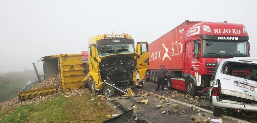 ����ʱ����Լ50������������ײ��