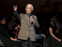 余光中出席2013两岸诗会 亲自朗诵《乡愁》”