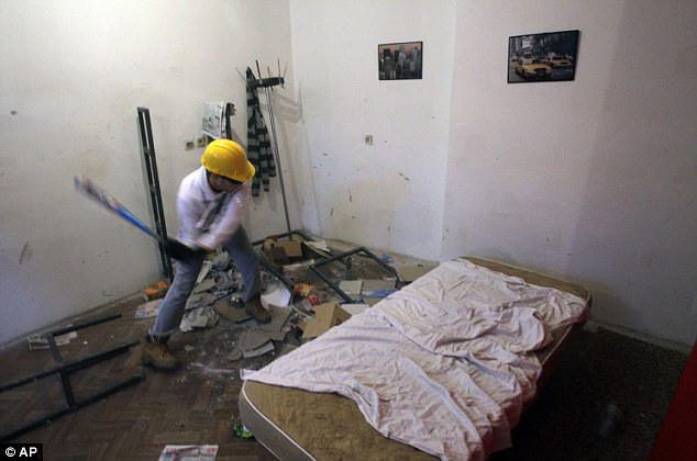 塞尔维亚“愤怒室”6美元即可尽情发泄”