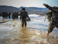 �½��߷������������� ͽ����20������ѩɽ�˱��ӡ�