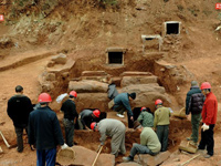 �Ĵ����ٷ����δ�ʱ�ڹ�Ĺ��