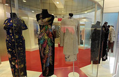 ��۳���չ��չ��������ͬ�����