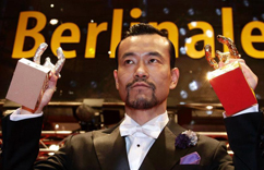 《白日焰火》夺柏林电影节金熊奖 廖凡加冕影帝”