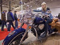 ���׶�ٰ��27��Ħ�г�չ��