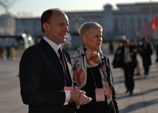 ȫ���˴���鿪Ļ ���ʹ�ڲλ�������