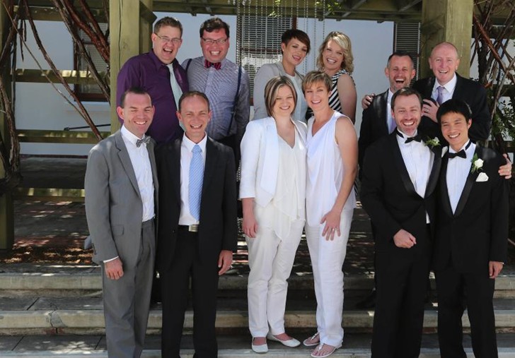 �Ĵ������׶�20��ͬ�����¾��л���