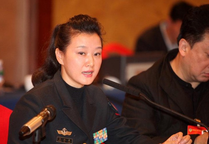 ����Ӣ̸�й��Ļ��߳�ȥ��