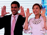 陈意涵纯情表情“秀”美丽”