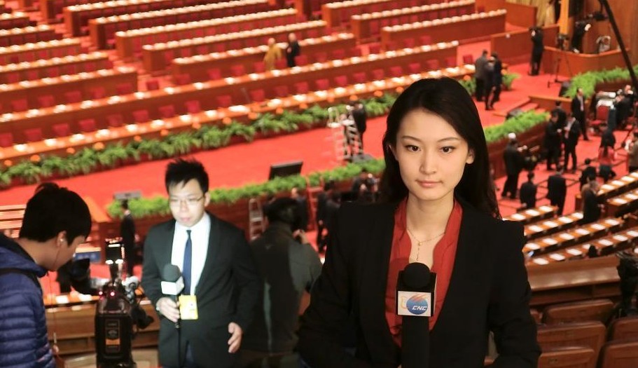 Ů������Э��Ļ��ǰ�ֳ�������